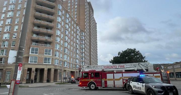 Thorncliffe Park residents displaced after ‘complex’ fire