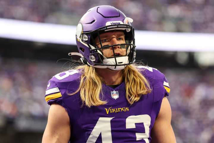 Vikings star Andrew Van Ginkel calls out ‘dirty play’ by the Lions