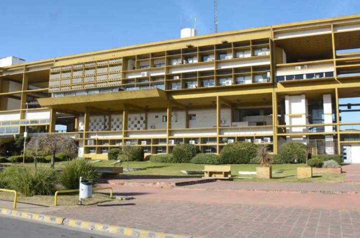 Estatales: los sueldos estarán depositados este viernes 28