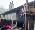 2 people jump from 2nd-floor balconies during early-morning townhouse fire in SW Portland