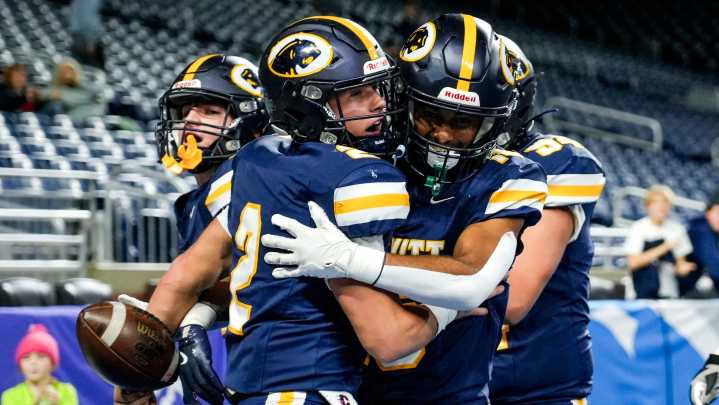 Panther perfection: DeWitt football tops Mount Pleasant for state title
