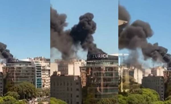 Descomunal incendio en el centro: evacuaron de urgencia a 200 personas