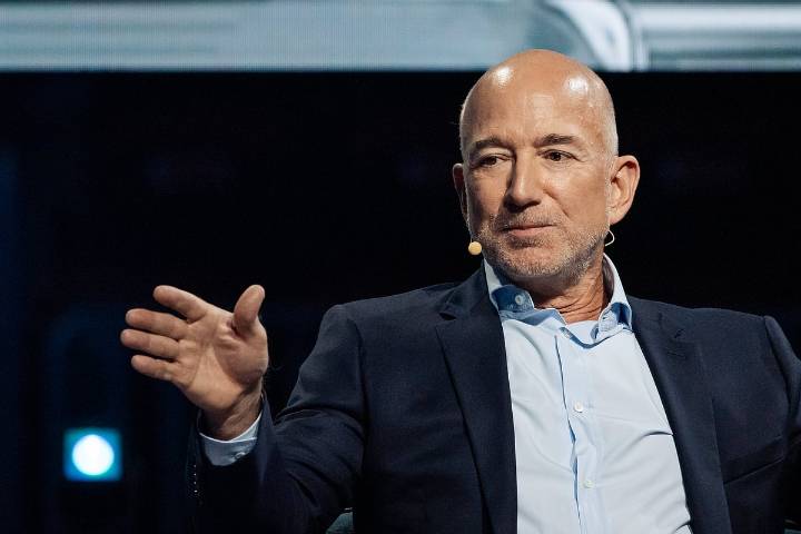 Jeff Bezos Brings Signature Management Style To $6 Billion AI Startup