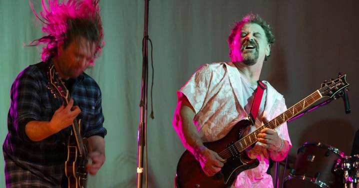 In Hailey, A Battle Of The Tunes