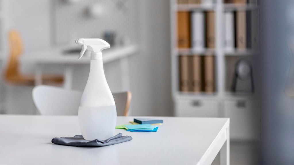 El secreto italiano para tener la casa siempre ordenada sin limpiar todos los días ni gastar de más