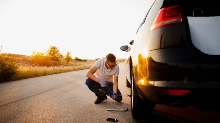 ¿Cada cuánto debe revisar y cambiar las pastillas de freno de su vehículo?