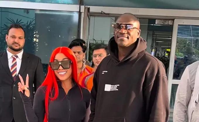 Horrible Akon Concert! Disappointed Fans Call Out Delhi Organisers For Poor Stage Setup