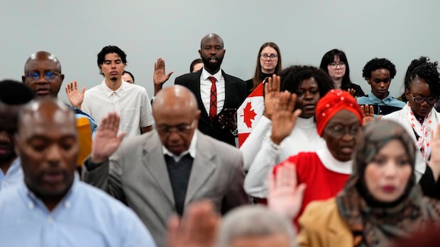 Bill restoring citizenship for 'Lost Canadians' clears Senate, will become law