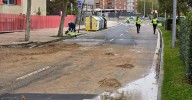 Cortado el tráfico de vehículos en la avenida de los Maristas tras la rotura de una tubería