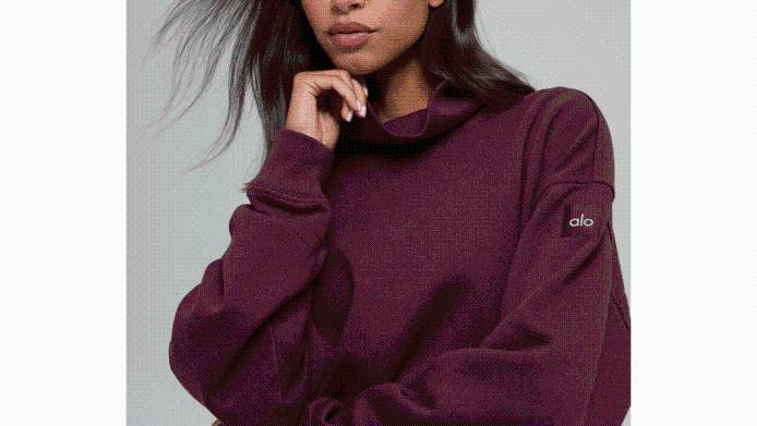 We Did Some Digging: These Are the Most In-Demand Deals at Alo Yoga's Huge Black Friday Sale, Starting at $17