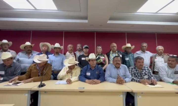 Transportistas y campesinos detendrán al país: anuncian paro nacional carretero este lunes