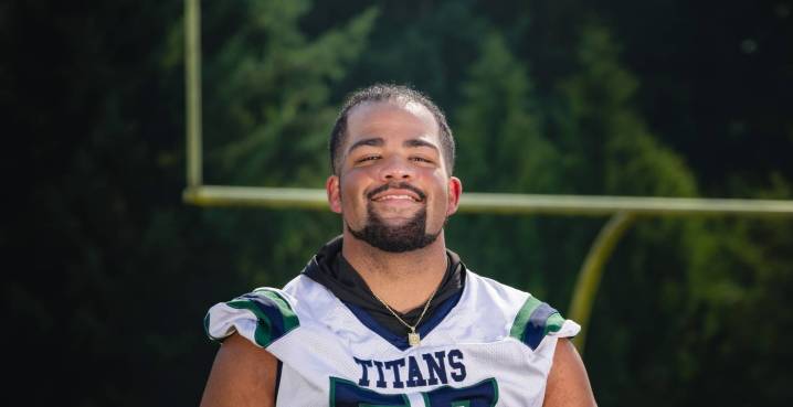 Federal Way Mirror male Athlete of the Week: Dominic Flugstad