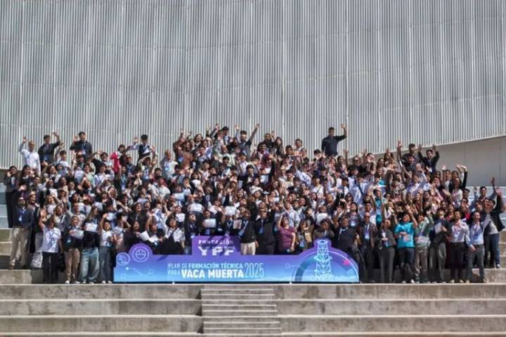 Se entregaron diplomas del Plan de Formación Técnica para Vaca Muerta
