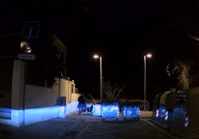 Sorprende a unos ladrones robando en su casa y lo cosen a cuchilladas en la huida