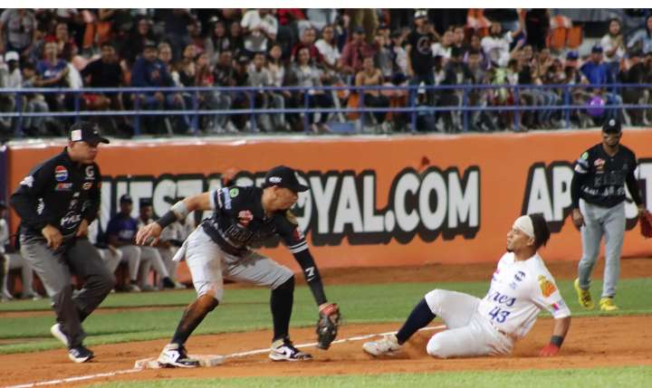 ASÍ VA LA LVBP. Resultados del miércoles, posiciones, transmisiones y pitchers del jueves