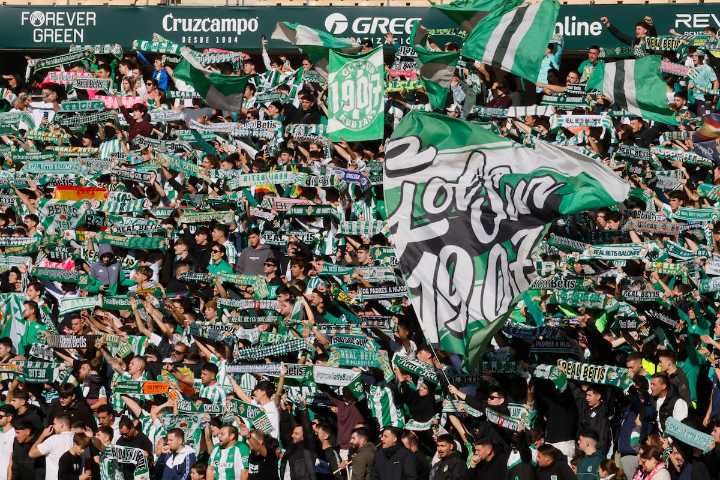 La arenga del doctor y una manita histórica en el último triunfo del Betis en Nervión en 2018