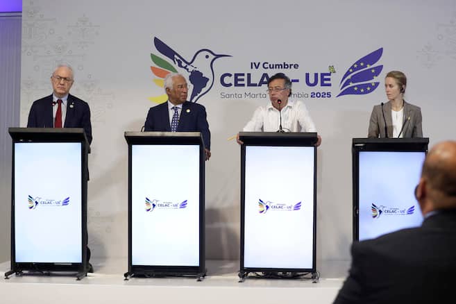 La Celac y la UE reafirman lazos: pullas a EE. UU. y sin firma de Venezuela