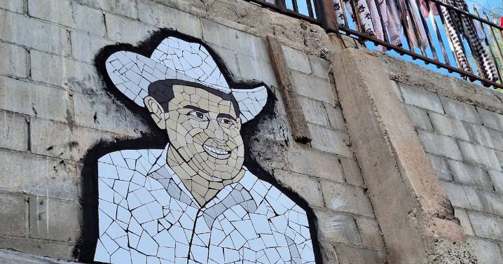 Realizan mural por Carlos Manzo en Río Nuevo