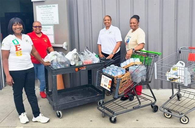 Cape Jessamine No. 86 Chapter Order of the Eastern Star helps the Statesboro Food Bank