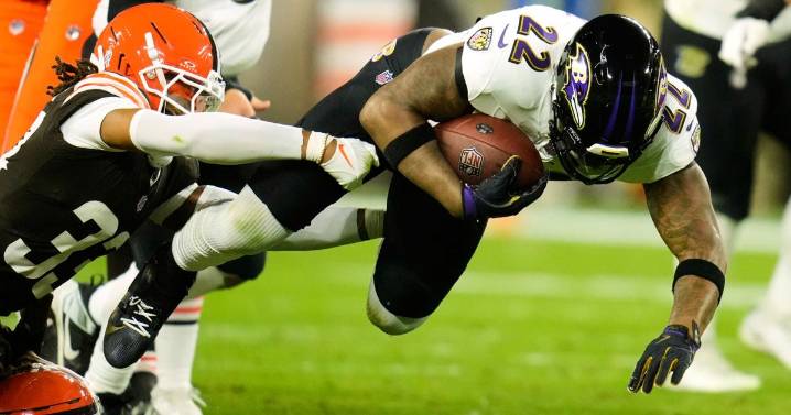 Baltimore's Henry can pass 4 Hall of Famers on the career rushing list when he faces the Jets