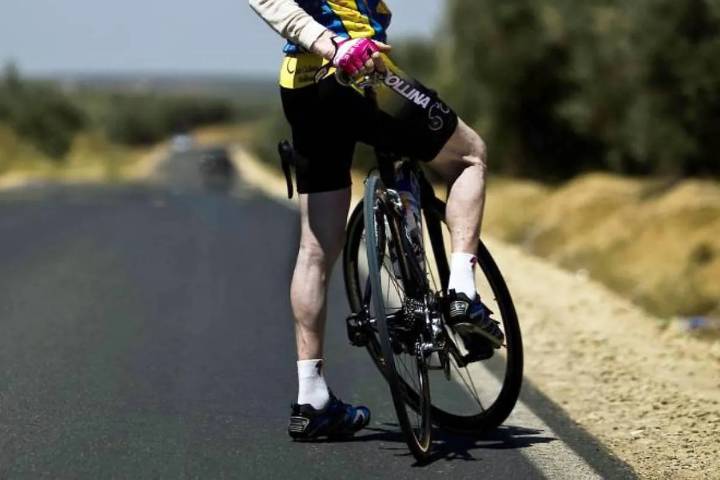 Muere un ciclista menor de edad y otro resulta herido tras ser atropellados por un autobús