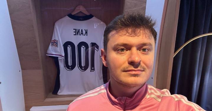 I stayed in England's footballer hotel 1 hour from Birmingham and trained like the stars