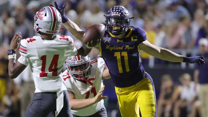 Scots Tame Broncos to Win Playoff Opener