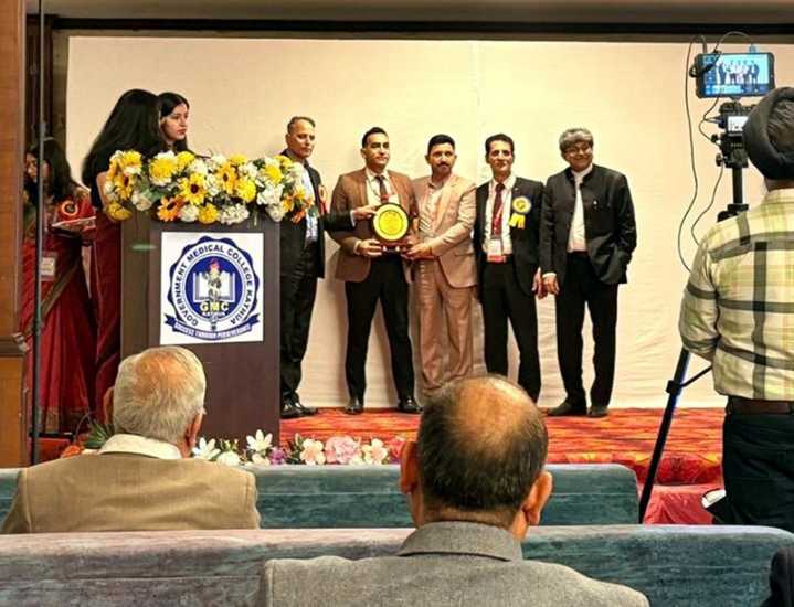 Dr Attri delivers address on Bariatric Surgery