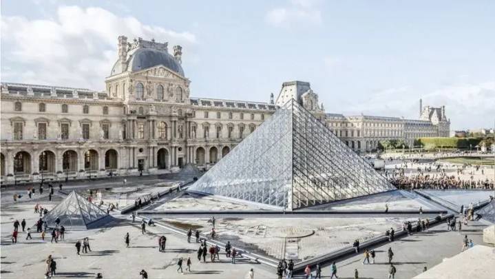 Contraseña: “LOUVRE”, investigación revela las insólitas fallas de seguridad que acarreaba el museo