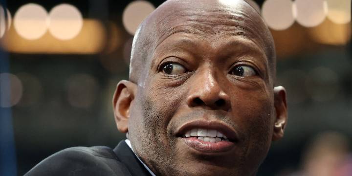 El Tino Asprilla reveló que tomó vino en su debut con Newcastle de Inglaterra: “Pensé que iba a la tribuna”