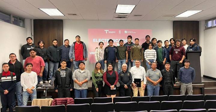 Presentan proyecto “Electrificación al 100%” al alumnado de la Universidad Politécnica de Victoria