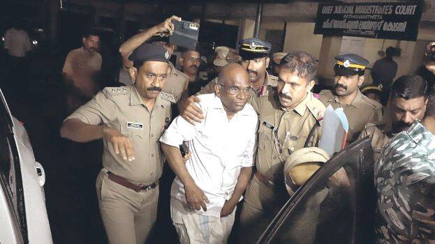 Sabarimala gold theft: N Vasu remanded, more high