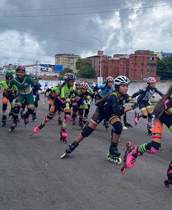 Patinaje con nómina caché para los Juegos Nacionales Comunales