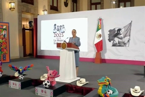 Retiran sombreros de escenario de la mañanera