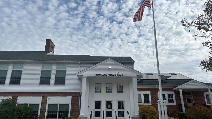 Bethany voters approve the sale of liquor in restaurants