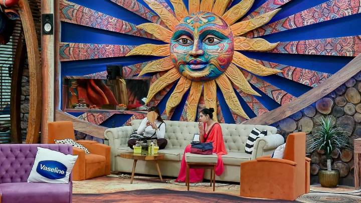 Bigg Boss 19: Tanya Mittal breaks down, Says “Mera yaha pe mann nahi lag raha