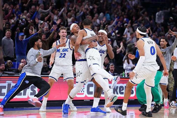 Desmond Bane nails buzzer beater, comes through in the clutch for the Magic