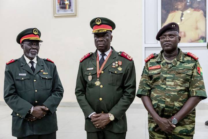Militares golpistas de Guinea-Bisáu nombran a general como presidente interino