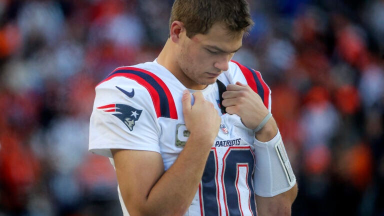 Patriots win ninth straight, but red-struggles are a major concern