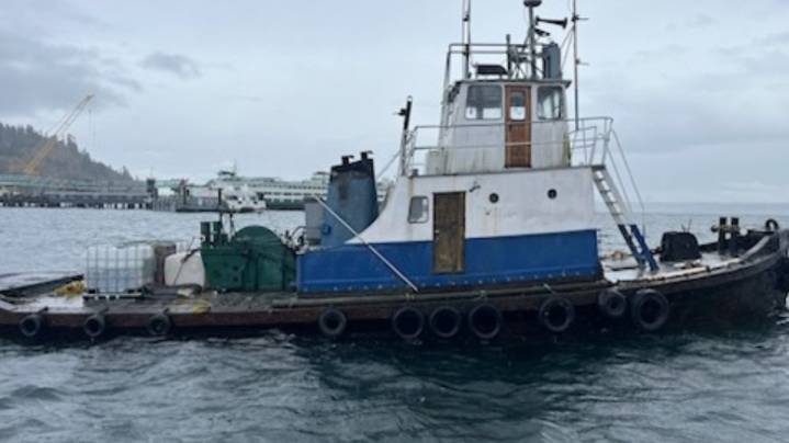 64-foot tugboat sinks near Kingston Marina with fuel aboard