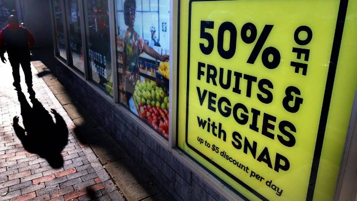 SNAP: mientras algunos reciben ayuda, otros esperan aún el pago de noviembre