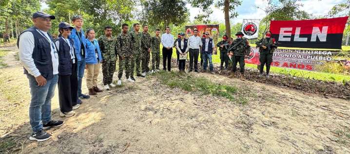 ELN libera a cinco soldados secuestrados hace una semana