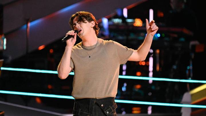 Battle Creek's Austin talks about his emotional night on 'The Voice'