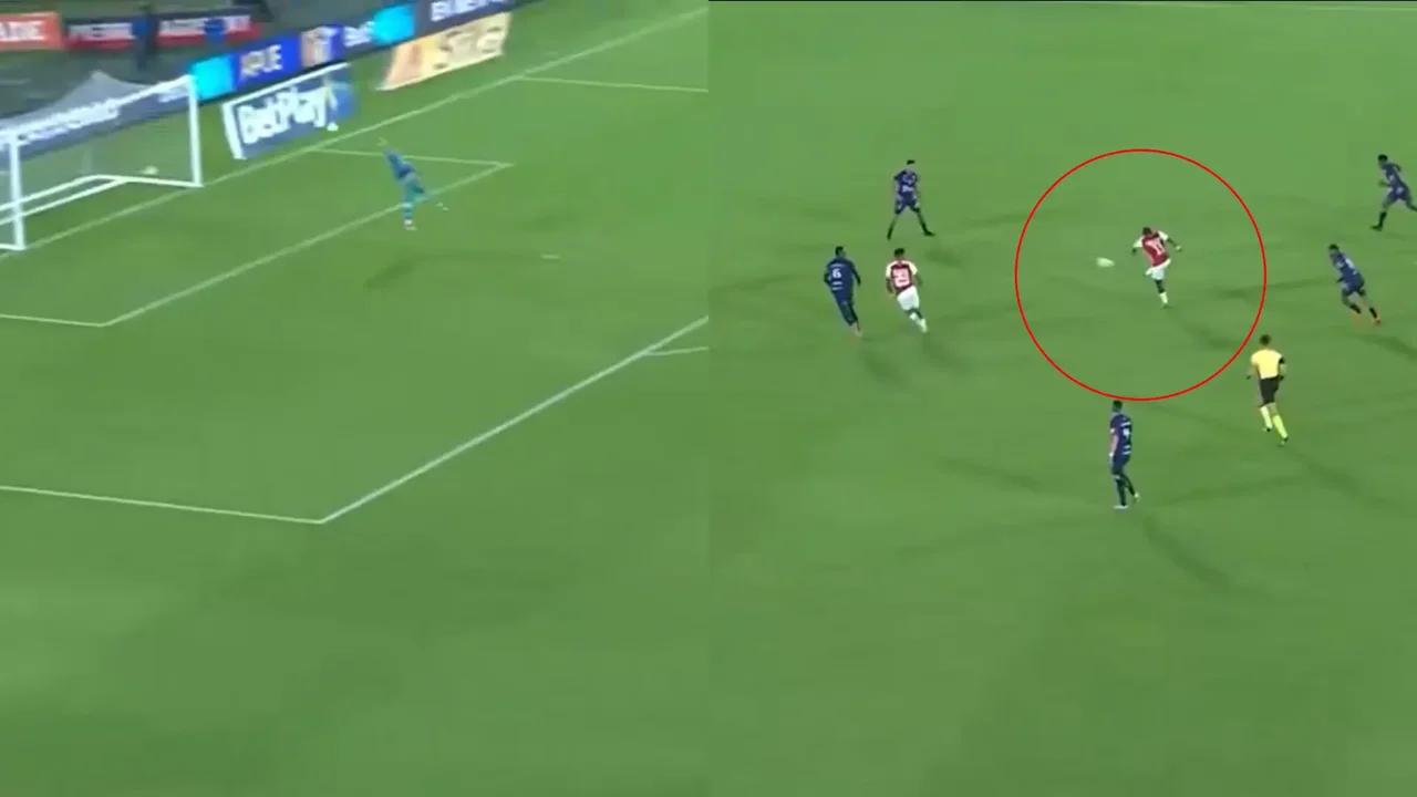 ¡Para cerrar 'El Campín'! Así fue el terrible golazo de Hugo Rodallega, que marcó triplete frente a Fortaleza