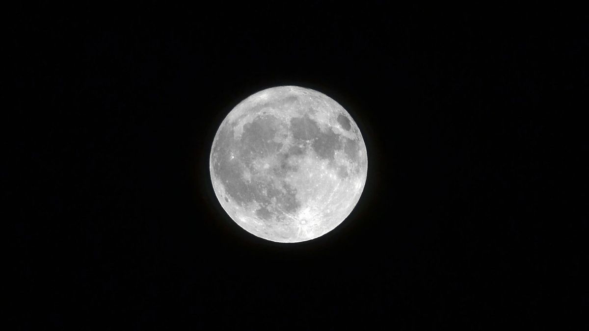 Cuándo ver la Luna del Castor, la superluna más luminosa y visible del año 2025