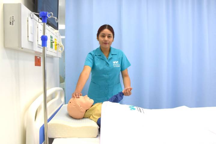 España: Enfermeras peruanastendrán acceso laboral gracias a UNW