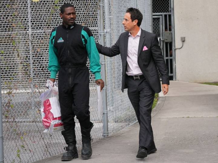 Antonio Brown released from Miami jail to await trial