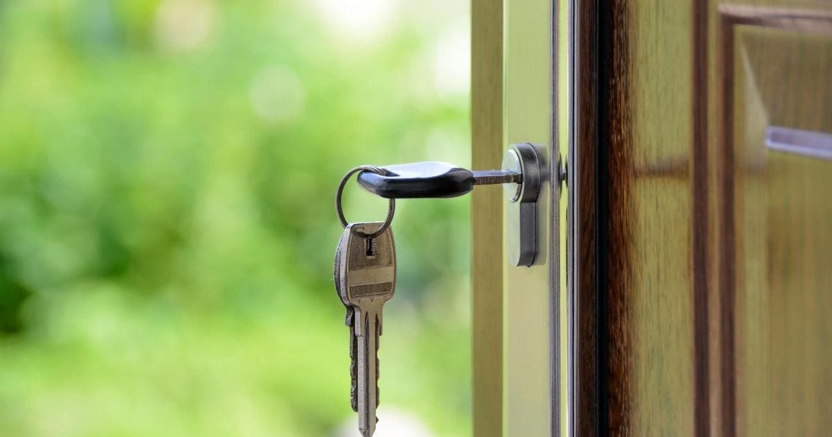 Brugada anuncia subsidios y Ley de Rentas Justas en la capital