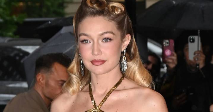 Gigi Hadid, Daughter Khai Prepare for Thanksgiving