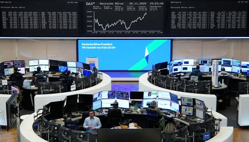 European shares climb on Fed rate-cut hopes, Ukraine peace progress; UK budget awaited